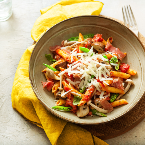 Recept Penne all’Uovo met paddenstoelen en rauwe ham Grand'Italia